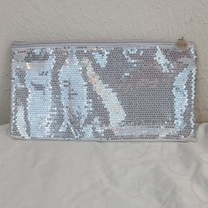 🩶 NWOT iCHI clutch/ zipper bag